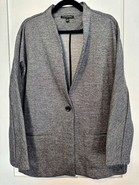 Banana Republic Houndstooth Blazer in Gray & Black Size Medium